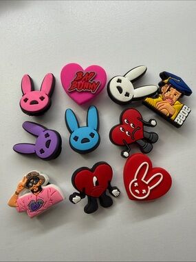 CROCS Multicolor bad Bunny & Heart Jibbitz Charm Set